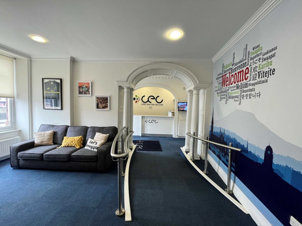 CEC CORK – school reception